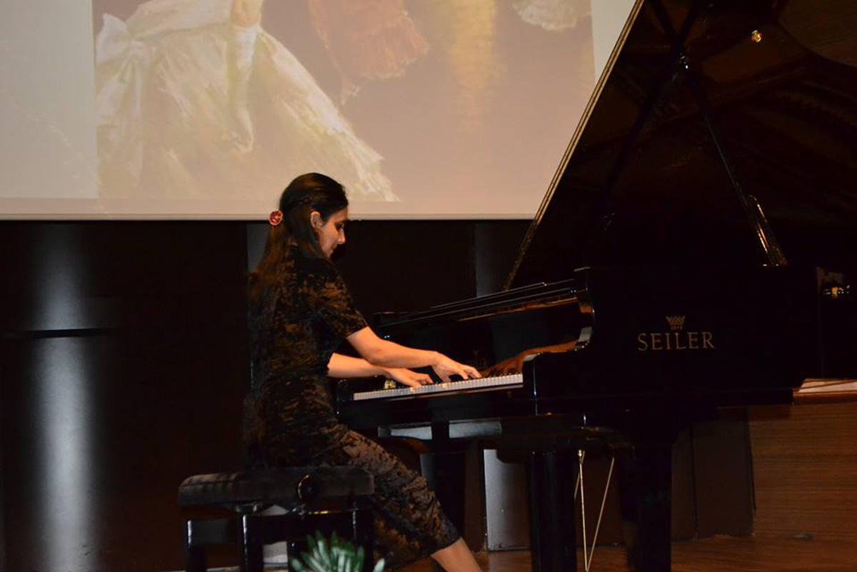 Beynəlxalq Muğam Mərkəzində "Klassik musiqi axşamı" adlı konsert keçirilib (FOTO)