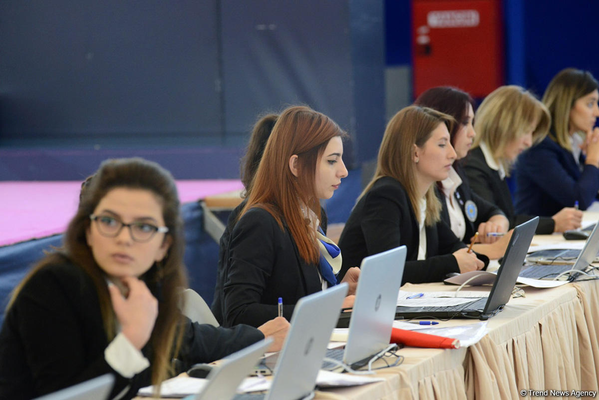 Gimnastikanın üç növü üzrə Azərbaycan birinciliyi və Bakı çempionatına start verilib (FOTO)