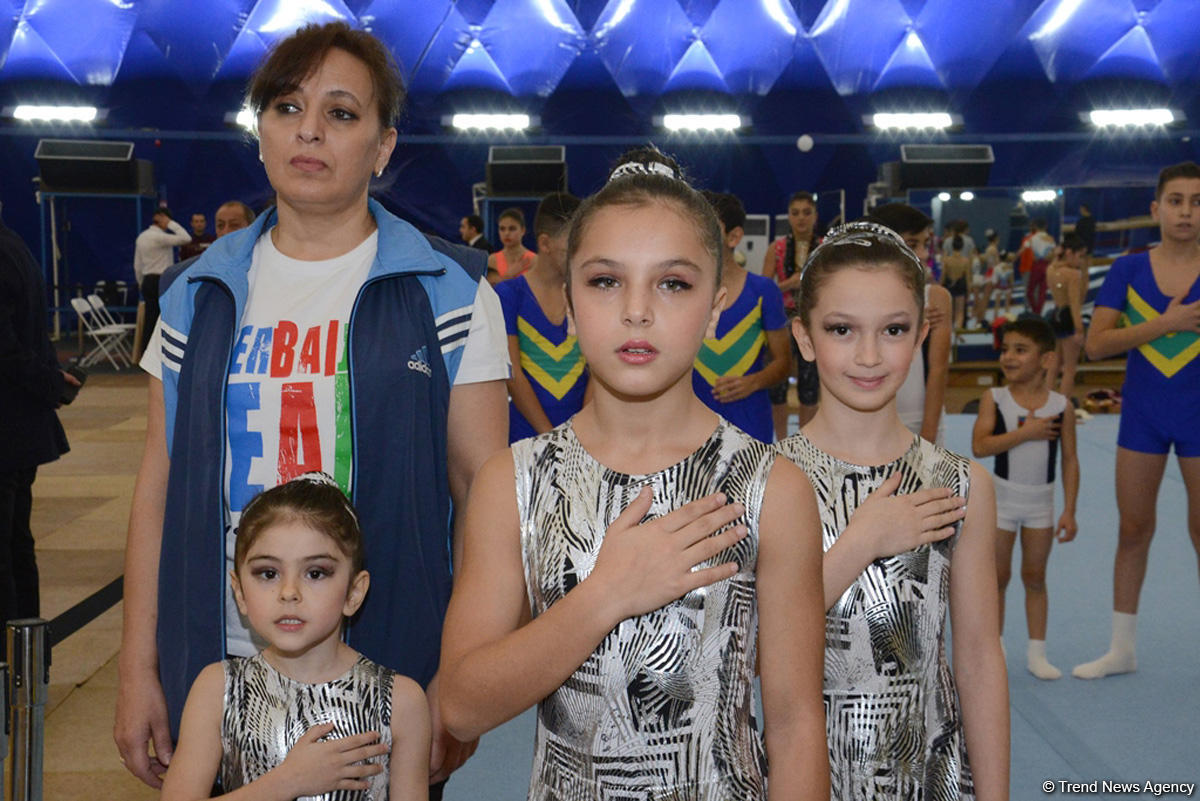 Gimnastikanın üç növü üzrə Azərbaycan birinciliyi və Bakı çempionatına start verilib (FOTO)