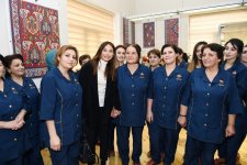Prezident İlham Əliyev: Azərbaycanın müxtəlif yerlərində əlavə on xalça fabriki açılacaq (YENİLƏNİB) (FOTO)
