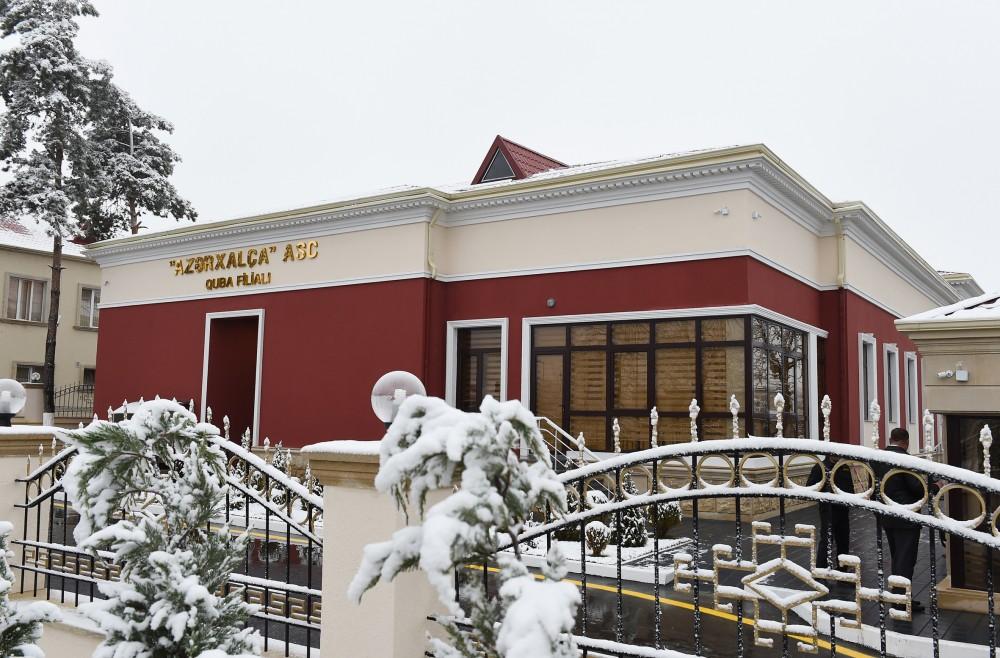 Prezident İlham Əliyev: Azərbaycanın müxtəlif yerlərində əlavə on xalça fabriki açılacaq (YENİLƏNİB) (FOTO)