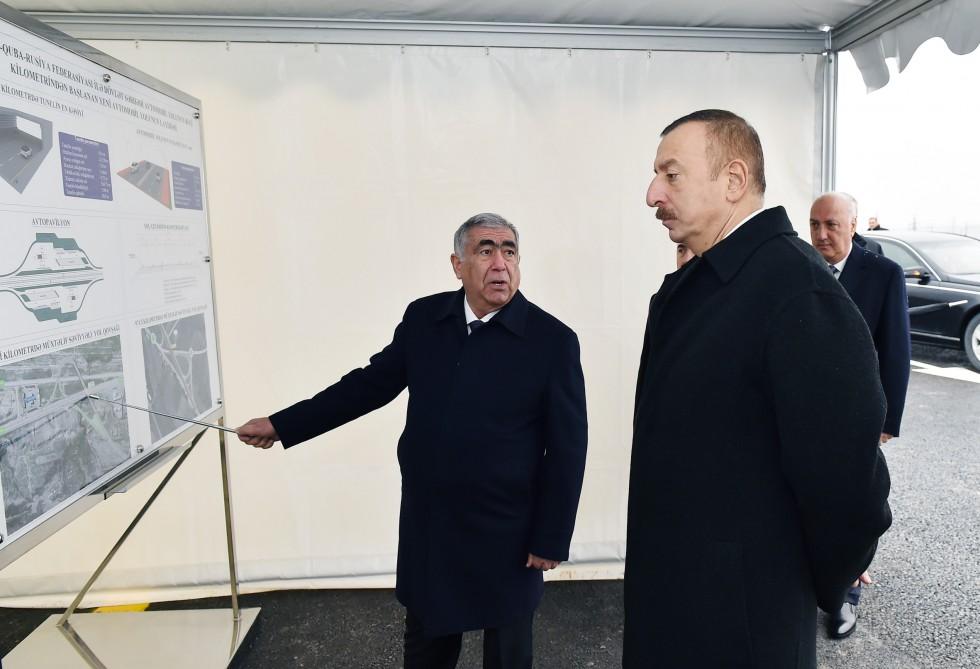 Prezident İlham Əliyev Bakı-Rusiya ilə dövlət sərhədi magistralının 45-202 kilometrlik hissəsində tikiləcək avtomobil yolunun təməlini qoyub (FOTO)