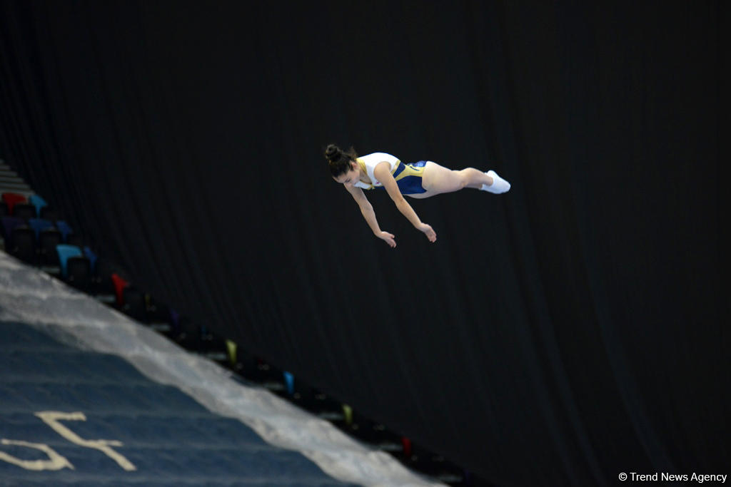 Bədii gimnastika və batut üzrə Azərbaycan birinciliyinə start verilib (FOTO)