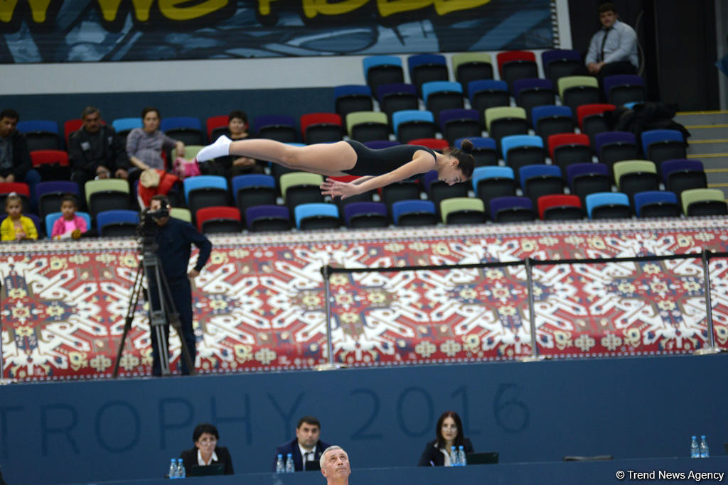 Bədii gimnastika və batut üzrə Azərbaycan birinciliyinə start verilib (FOTO)