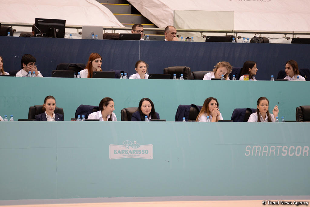 Bədii gimnastika və batut üzrə Azərbaycan birinciliyinə start verilib (FOTO)