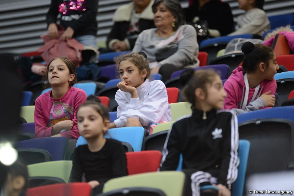 Bədii gimnastika və batut üzrə Azərbaycan birinciliyinə start verilib (FOTO)