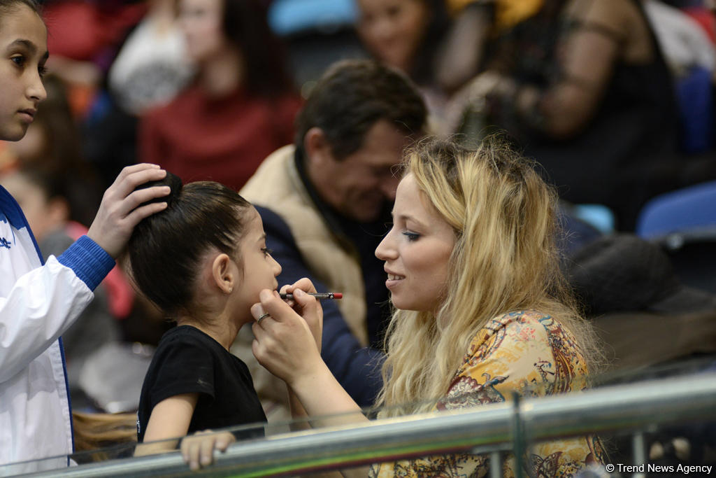Bədii gimnastika və batut üzrə Azərbaycan birinciliyinə start verilib (FOTO)