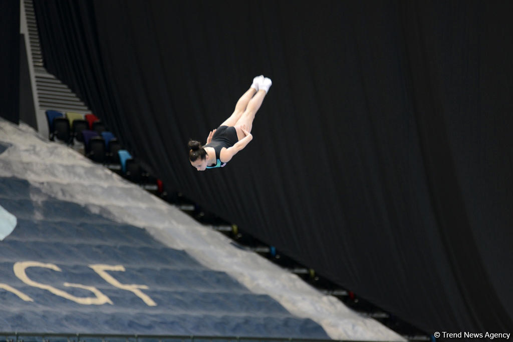 Bədii gimnastika və batut üzrə Azərbaycan birinciliyinə start verilib (FOTO)