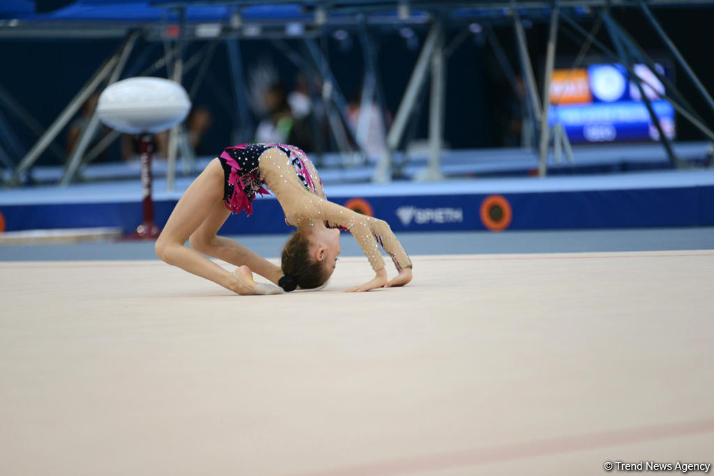 Bədii gimnastika və batut üzrə Azərbaycan birinciliyinə start verilib (FOTO)
