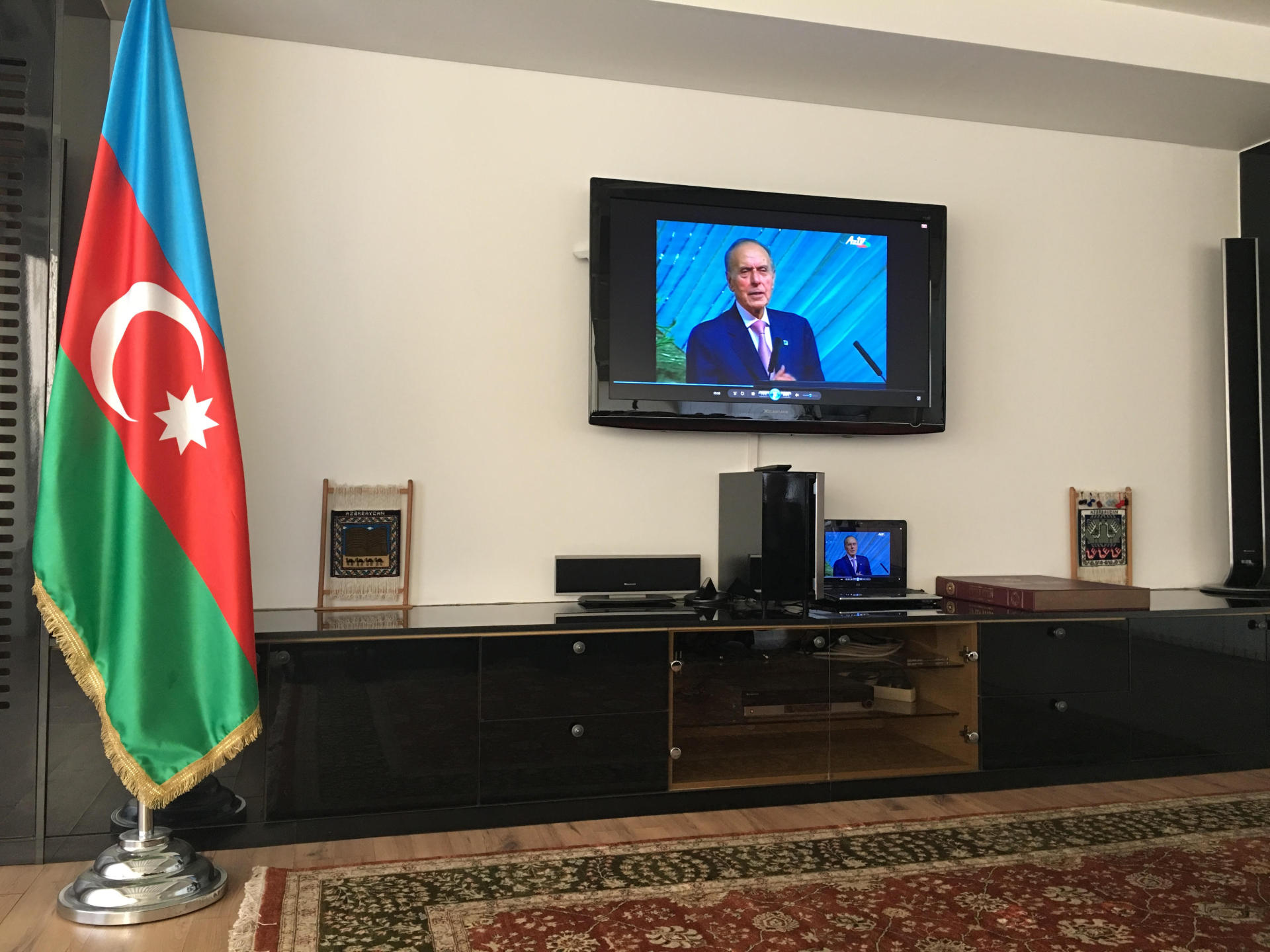 Cənubi Koreyada ümummilli lider Heydər Əliyevin xatirəsi anılıb (FOTO)