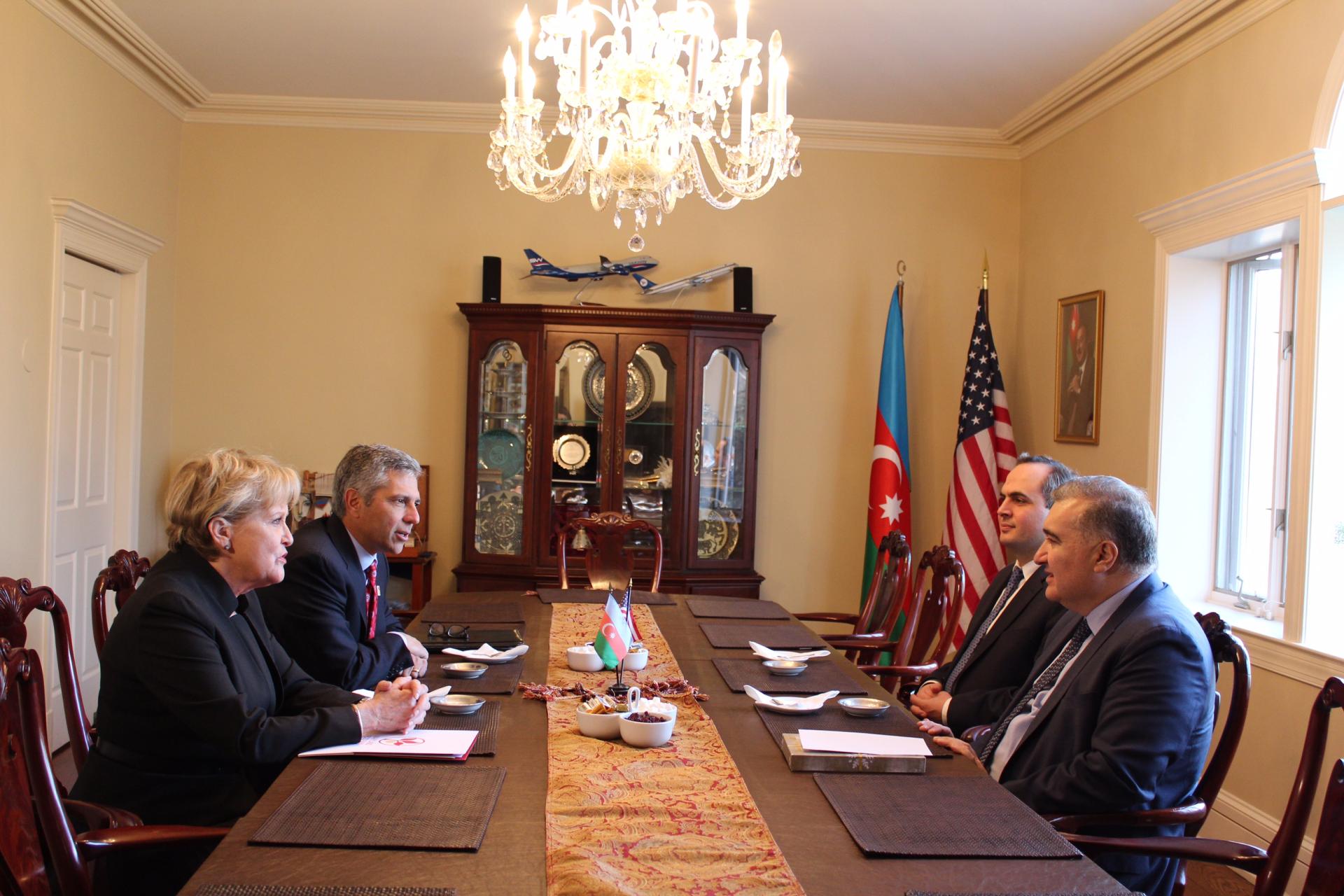 ABŞ-da ümummilli lider Heydər Əliyevin xatirəsi anılıb (FOTO)