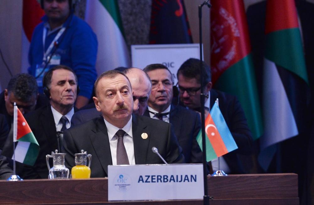 Prezident İlham Əliyev: Azərbaycan Fələstin-İsrail münaqişəsinin sülh yolu ilə həllini dəstəkləyir