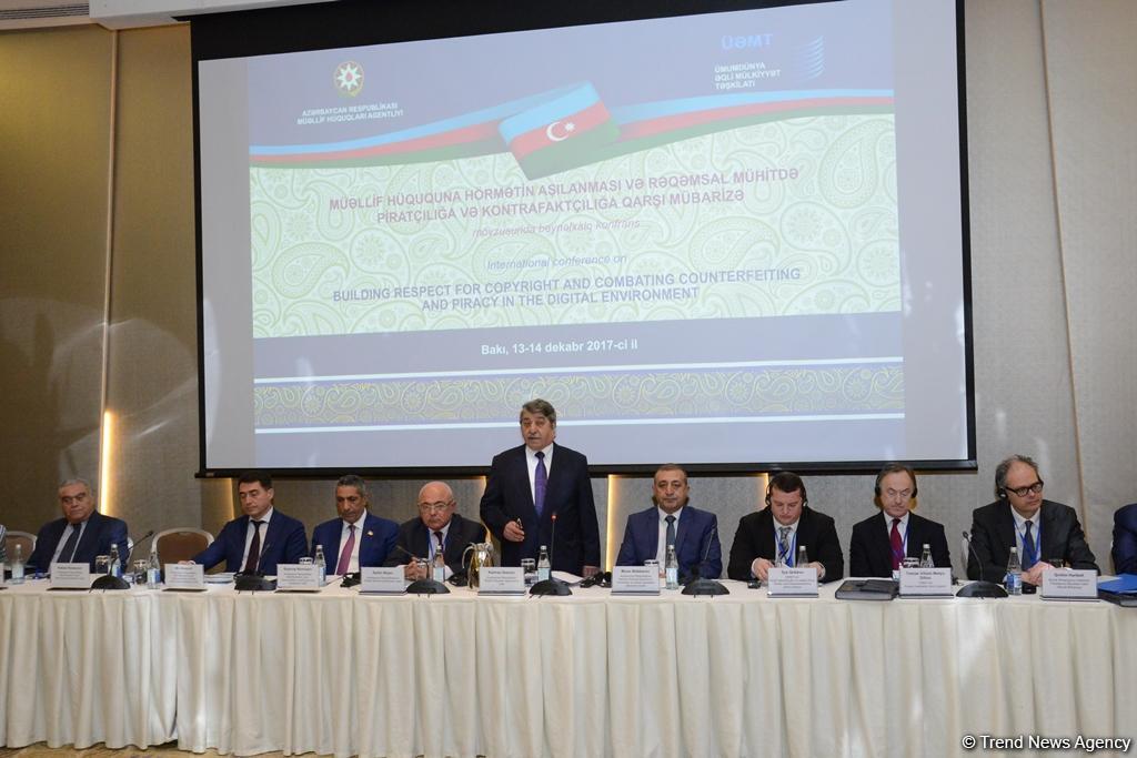 "Müəllif hüququna hörmətin aşılanması və rəqəmsal mühitdə piratçılığa və kontrafaktçılığa qarşı mübarizə" konfransı keçirilir (FOTO)