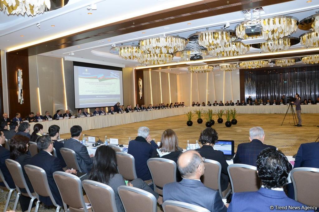 "Müəllif hüququna hörmətin aşılanması və rəqəmsal mühitdə piratçılığa və kontrafaktçılığa qarşı mübarizə" konfransı keçirilir (FOTO)