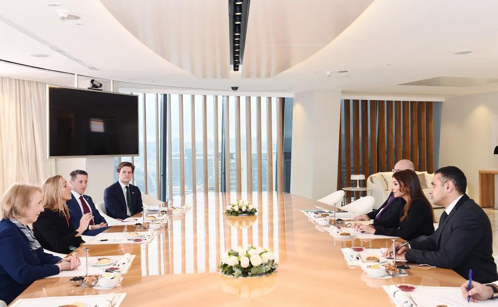 Birinci vitse-prezident Mehriban Əliyeva: Azərbaycan Avropanın enerji təhlükəsizliyinə töhfə verir (FOTO) (YENİLƏNİB)