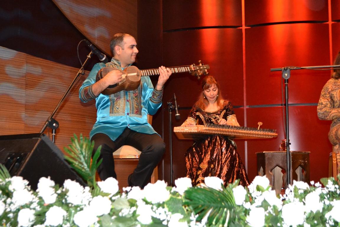 “Muğam axşamları" layihəsi davam edir. (FOTO)
