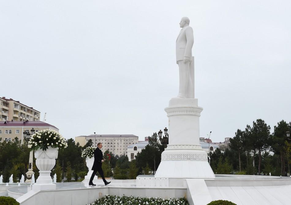 Azərbaycan Prezidenti Sumqayıt şəhərinə səfərə gəlib (FOTO)