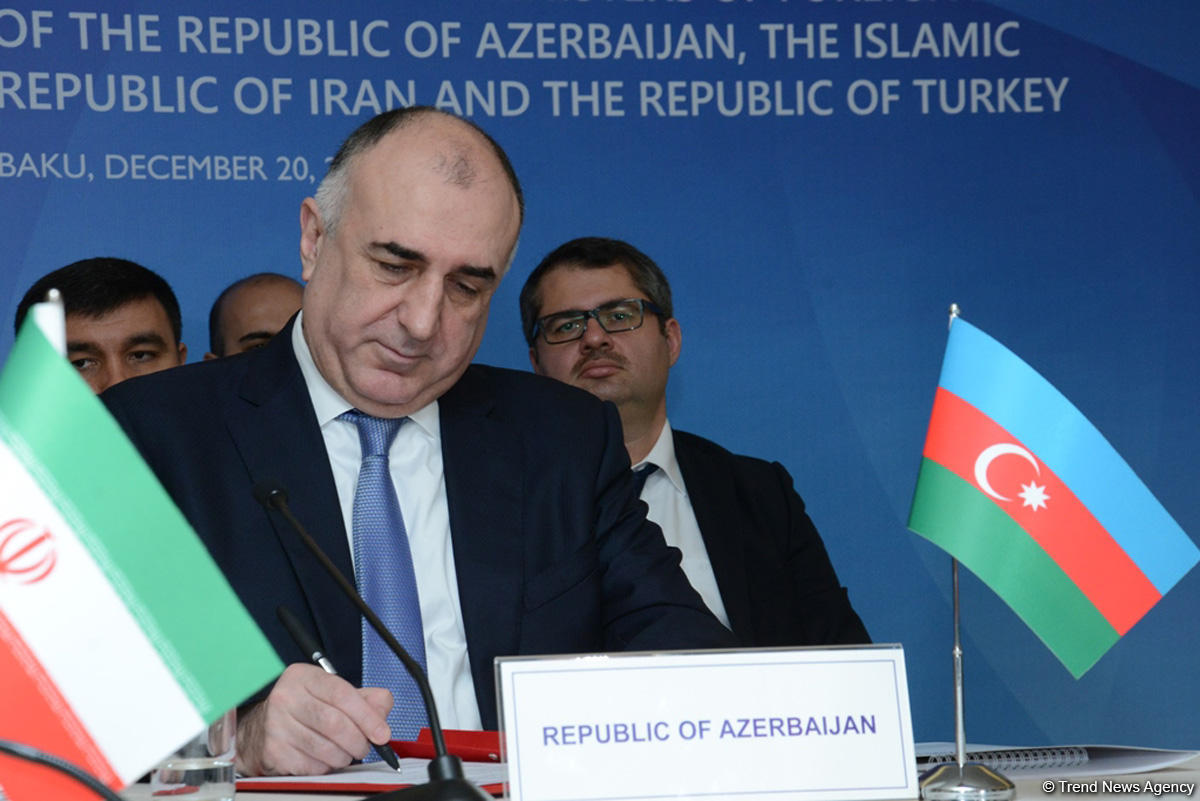 Azərbaycan, Türkiyə və İran xarici işlər nazirlərinin görüşündə Bakı Bəyannaməsi imzalanıb (FOTO)