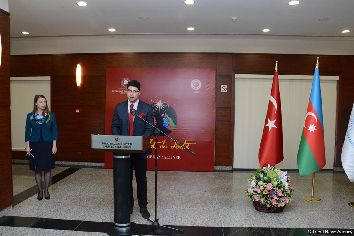 Azərbaycan və türk sözlərində fərqlər rəsmlərdə (FOTO)