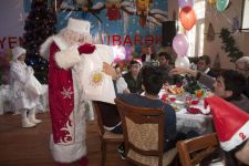 Heydər Əliyev Fondu sağlamlıq imkanları məhdud uşaqlar üçün bayram tədbiri təşkil edib (FOTO)
