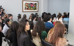 Fəxriyyə Xələfovaya "Azərbaycanın qüruru" ordeni verildi (FOTO)