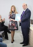 Fəxriyyə Xələfovaya "Azərbaycanın qüruru" ordeni verildi (FOTO)