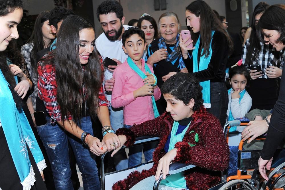 Leyla Əliyeva xüsusi qayğıya ehtiyacı olan uşaqlar üçün keçirilən şənlikdə iştirak edib (FOTO)
