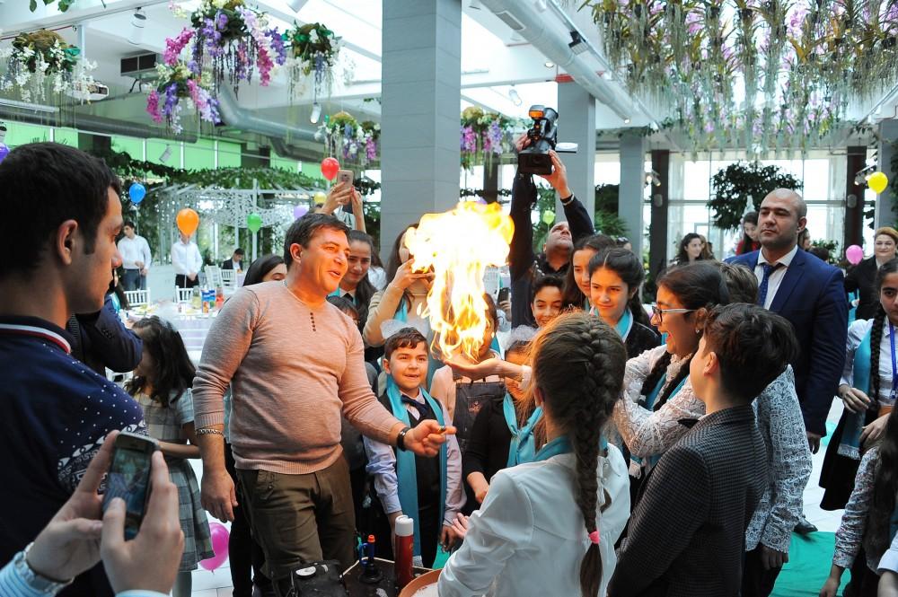 Leyla Əliyeva xüsusi qayğıya ehtiyacı olan uşaqlar üçün keçirilən şənlikdə iştirak edib (FOTO)