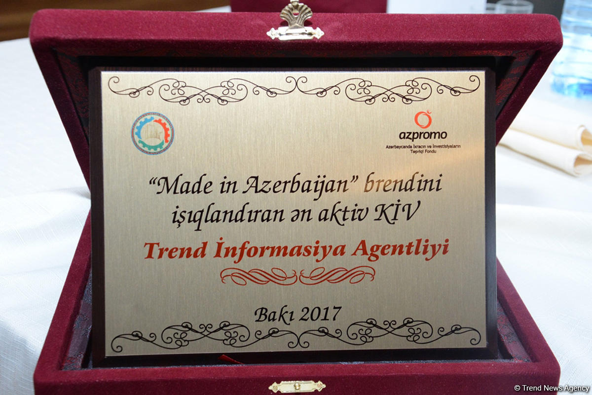 TREND İnformasiya Agentliyi "Made in Azerbaijan" brendinin fəal işıqlandırılmasına görə mükafatlandırılıb (FOTO)