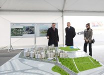 Prezident İlham Əliyev və xanımı MİDA-nın Hövsan yaşayış kompleksində ilk binanın təməlqoyma mərasimində iştirak ediblər (YENİLƏNİB) (FOTO)