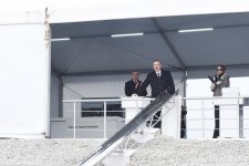 Prezident İlham Əliyev və xanımı MİDA-nın Hövsan yaşayış kompleksində ilk binanın təməlqoyma mərasimində iştirak ediblər (YENİLƏNİB) (FOTO)