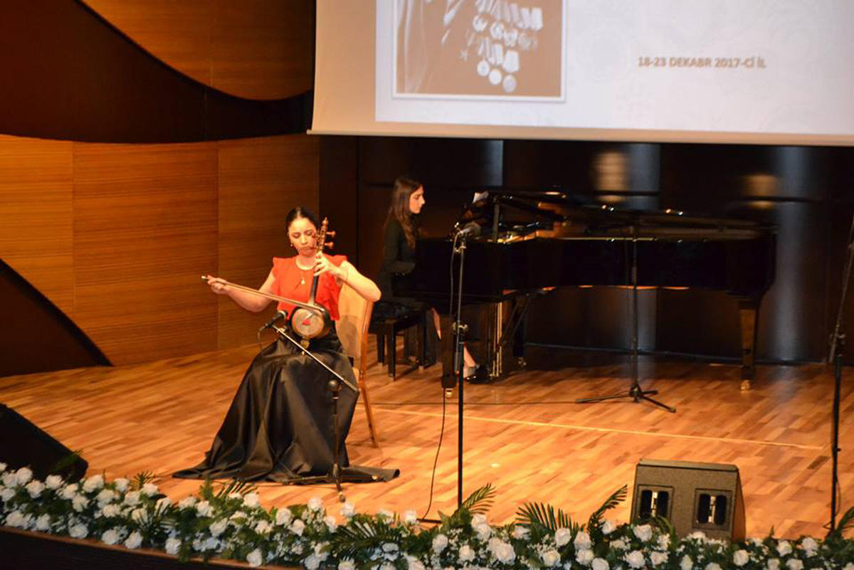 Bülbül festivalına həsr olunmuş qala konsert keçirilib (FOTO)