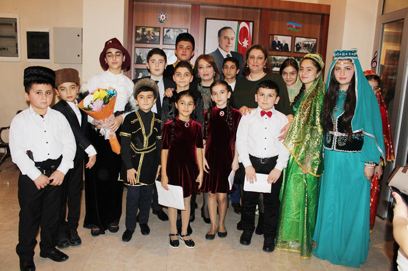 Şövkət Məmmədovanın 120 illik yubileyinə həsr olunmuş konsert-tamaşa keçirilib (FOTO)