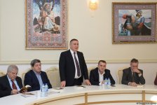 Yunus Oğuzun yeni nəşr olunan “Atabəy Eldəniz” tarixi romanının təqdimatı olub (FOTO)