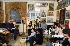Gənclər Fondunun yeni layihəsinin ilk qonağı Rasim Balayev olub (FOTO)