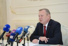 Azərbaycanda daha bir əczaçılıq zavodu açılacaq (FOTO)