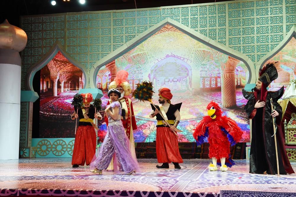 Birinci vitse-prezident Mehriban Əliyeva: 2017-ci il bütün Azərbaycan xalqı üçün uğurlu oldu (FOTO)