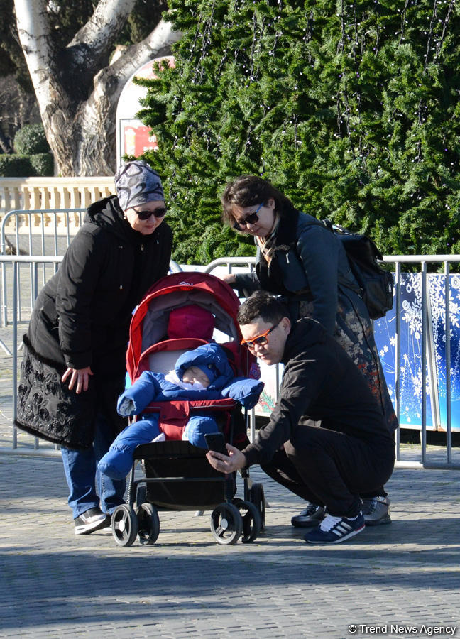 Bayram ab-havalı Bakı – FOTOSESSİYA