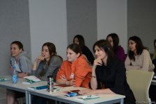 Bakıda FIG-nin bədii gimnastika üzrə üçüncü dərəcəli məşqçi kursları keçirilir (FOTO)