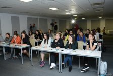 Bakıda FIG-nin bədii gimnastika üzrə üçüncü dərəcəli məşqçi kursları keçirilir (FOTO)
