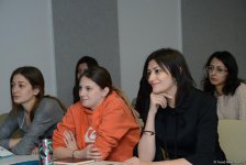 Bakıda FIG-nin bədii gimnastika üzrə üçüncü dərəcəli məşqçi kursları keçirilir (FOTO)