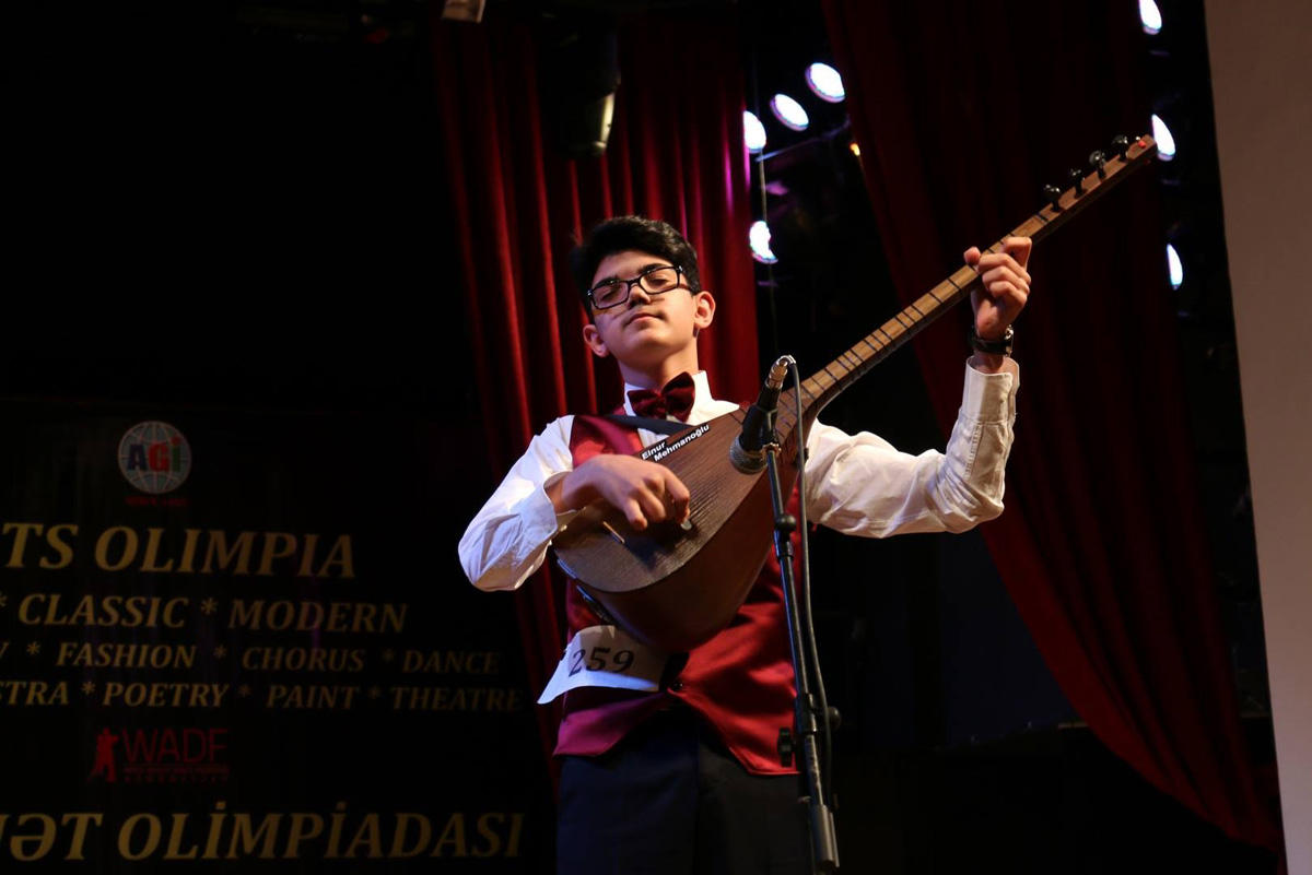 Mahnı Teatrında incəsənət müsabiqəsi keçiriləcək (FOTO)