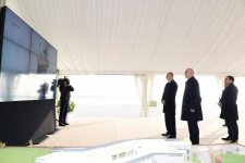 Prezident İlham Əliyev Bakı Beynəlxalq Dəniz Ticarət Limanı kompleksində RO-RO terminalının açılışında iştirak edib (FOTO) (YENİLƏNİB)