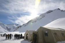 Qubada alpinistlərin axtarışı üzrə əməliyyat tədbirlərini əks etdirən - FOTO/VİDEO