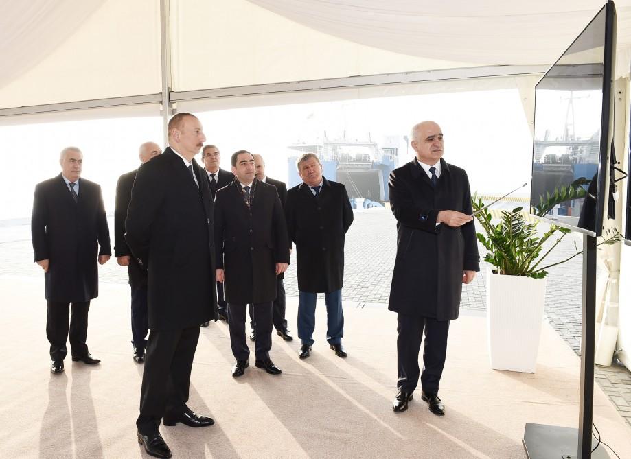 Prezident İlham Əliyev Bakı Beynəlxalq Dəniz Ticarət Limanı kompleksində RO-RO terminalının açılışında iştirak edib (FOTO) (YENİLƏNİB)