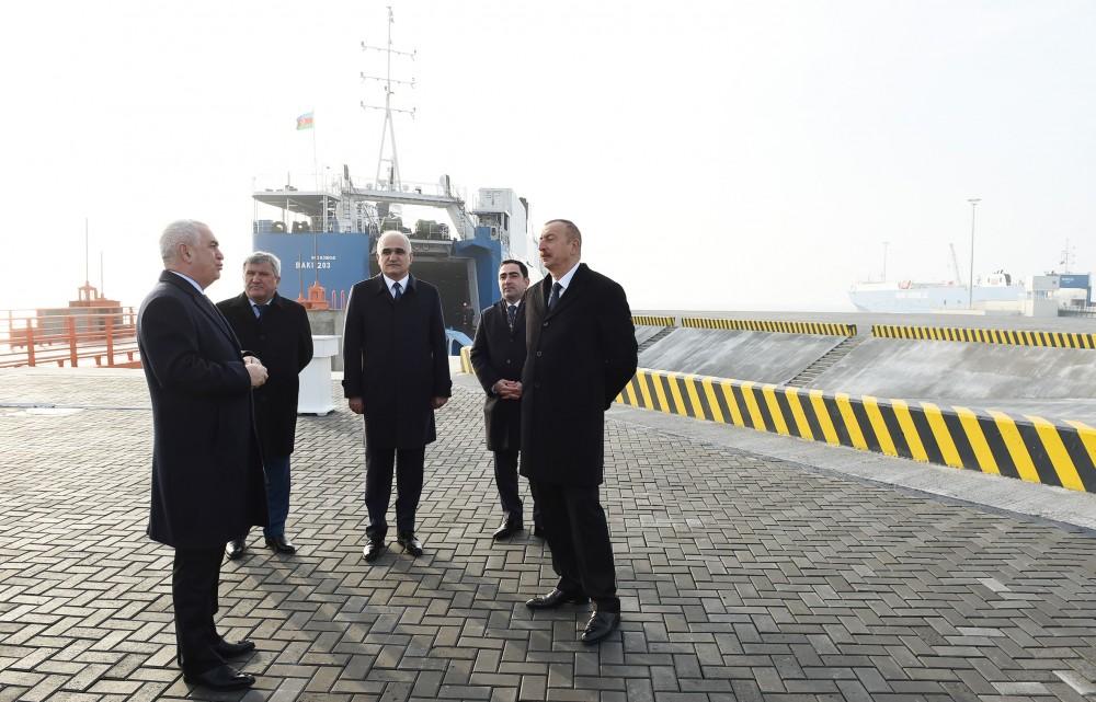 Prezident İlham Əliyev Bakı Beynəlxalq Dəniz Ticarət Limanı kompleksində RO-RO terminalının açılışında iştirak edib (FOTO) (YENİLƏNİB)