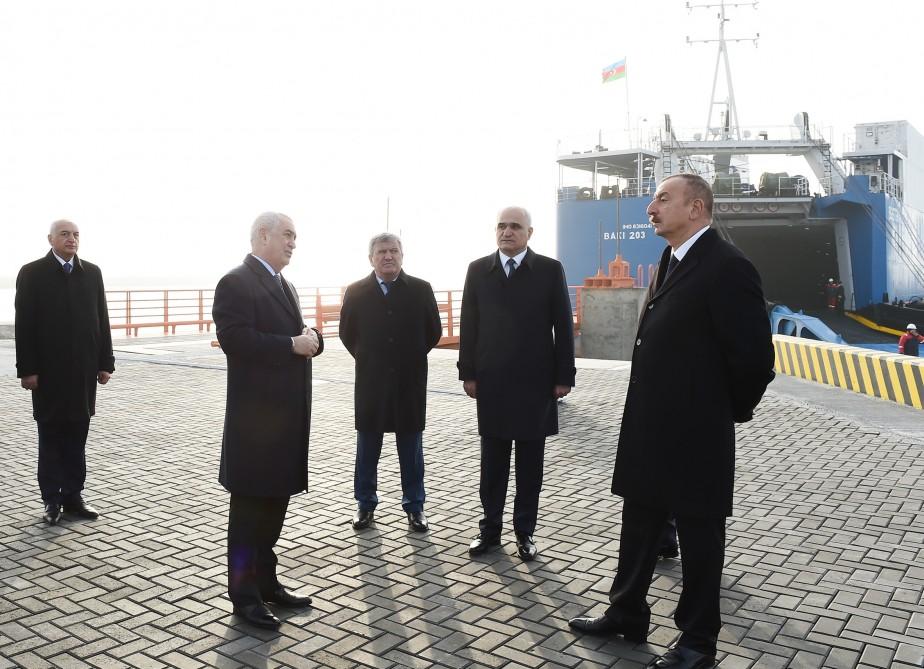 Prezident İlham Əliyev Bakı Beynəlxalq Dəniz Ticarət Limanı kompleksində RO-RO terminalının açılışında iştirak edib (FOTO) (YENİLƏNİB)