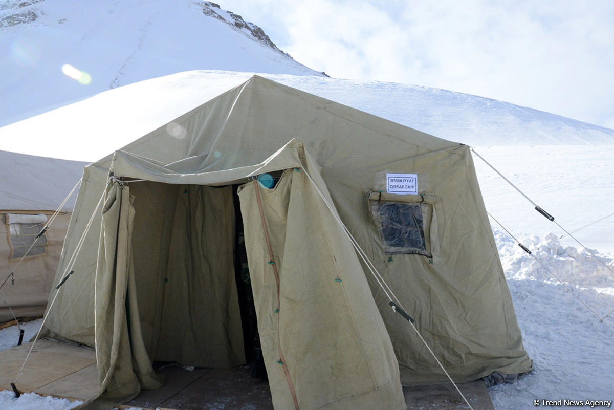 Qubada alpinistlərin axtarışı üzrə əməliyyat tədbirlərini əks etdirən - FOTO/VİDEO