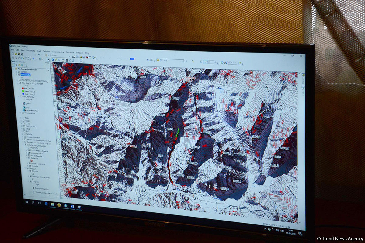 Qubada alpinistlərin axtarışı üzrə əməliyyat tədbirlərini əks etdirən - FOTO/VİDEO