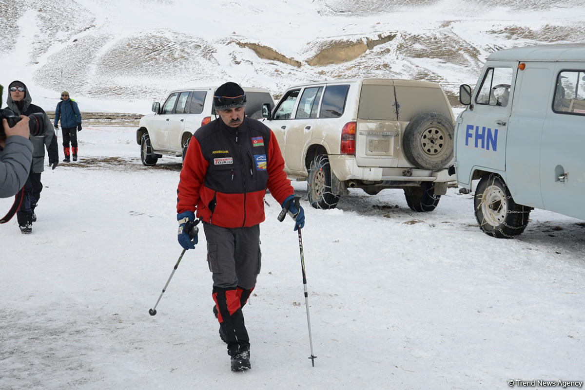 Qubada alpinistlərin axtarışı üzrə əməliyyat tədbirlərini əks etdirən - FOTO/VİDEO